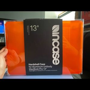 13” Hardshell Case - Aluminum Unibody MacBook Pro